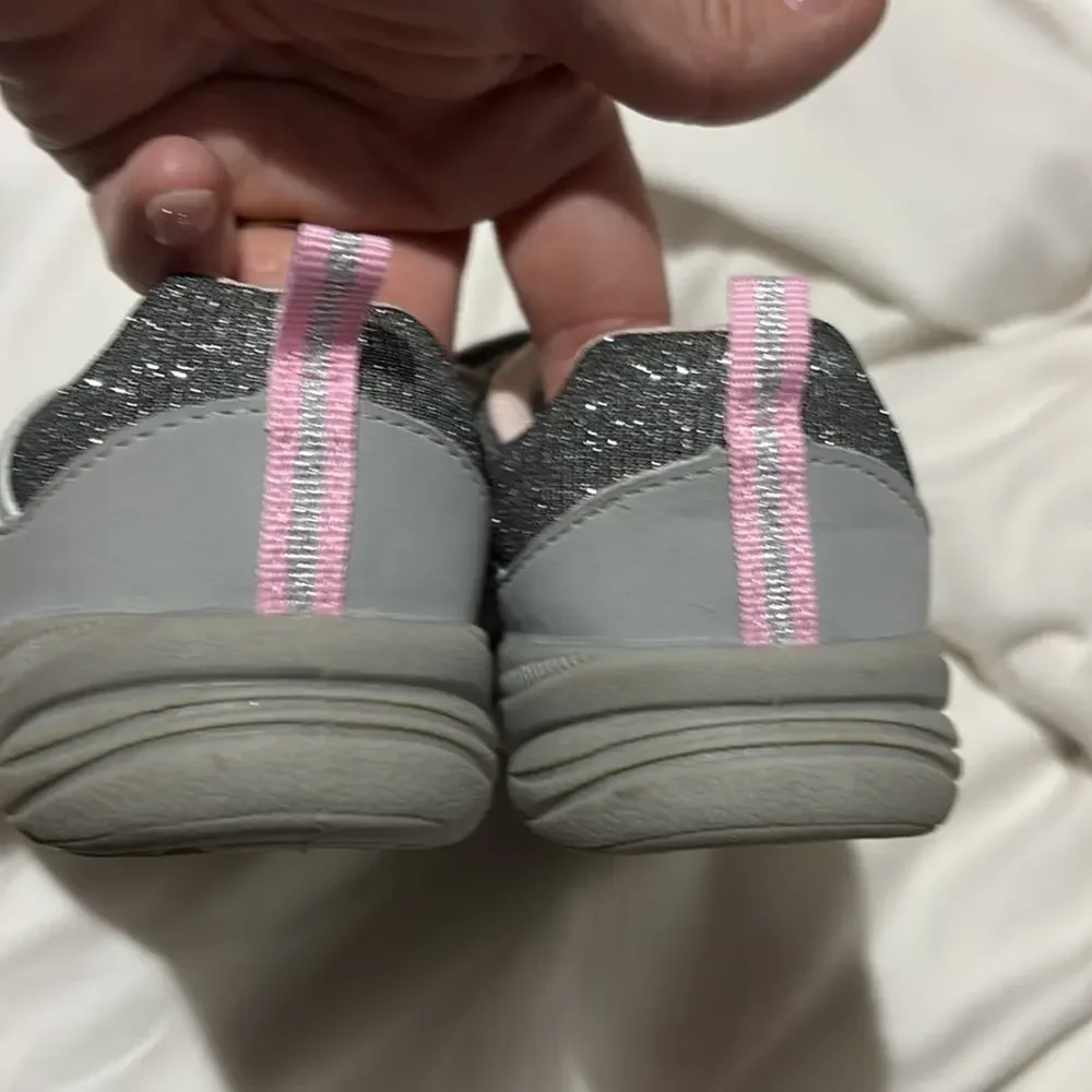 Oshkosh B’gosh 1 Glittery dark Gray and Pink Shoes euc shimmer glitter metallic